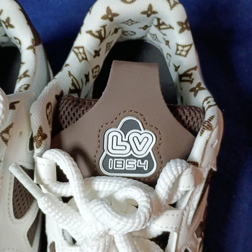 LV Skate Trainers - Picture 13 of 15